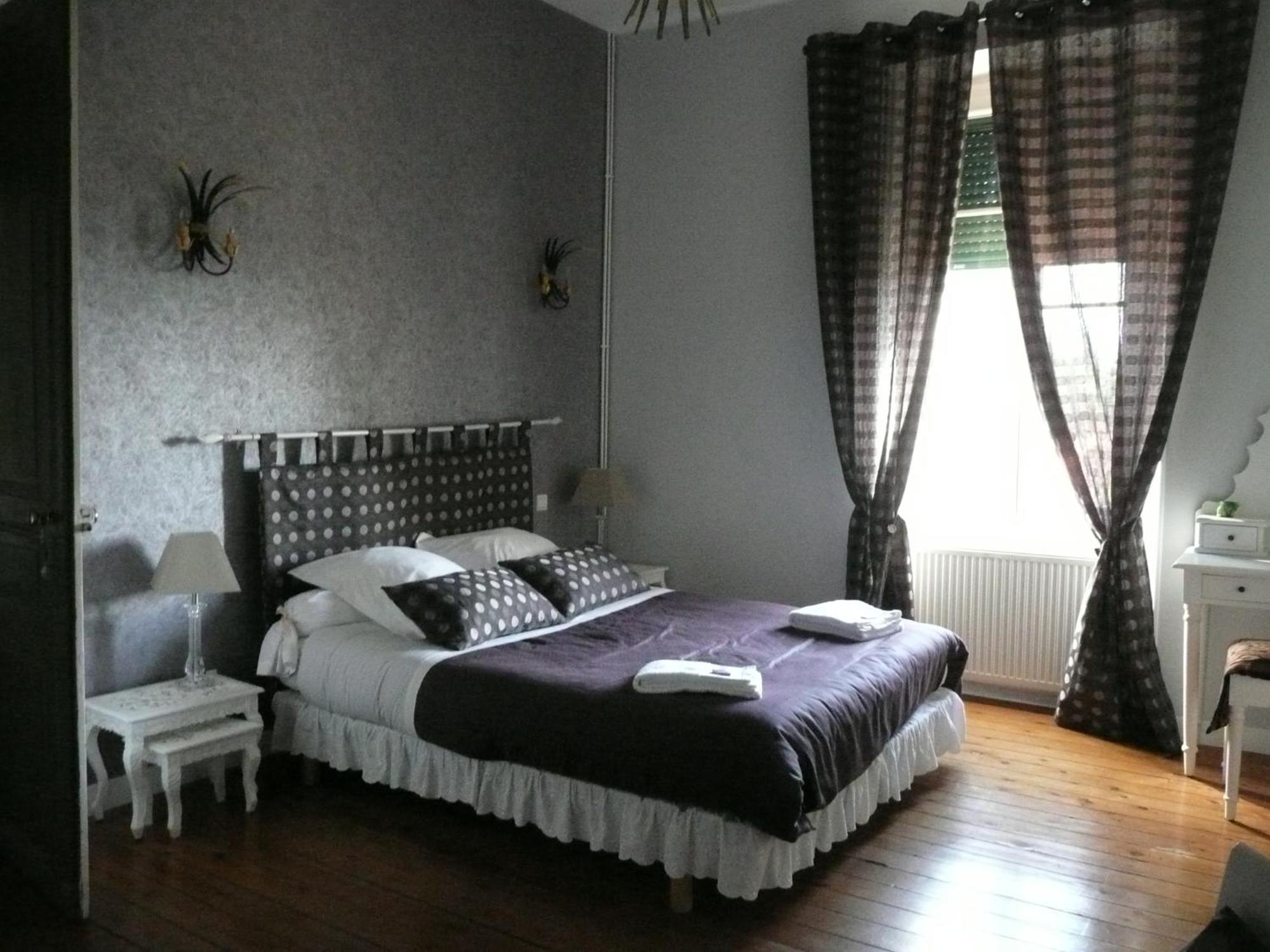 Hotel Les Terres Basses Fabrezan Esterno foto